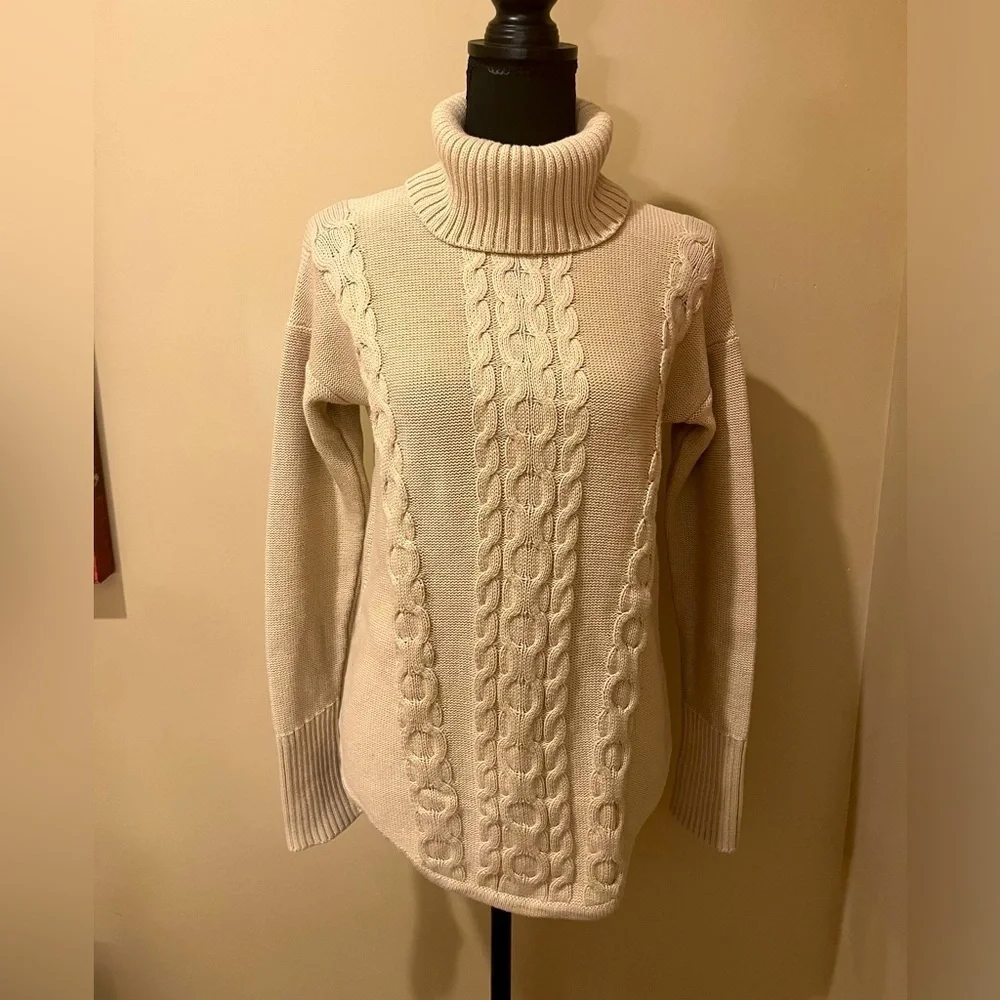 LL Bean Cable Knit Turtleneck Sweater, size small